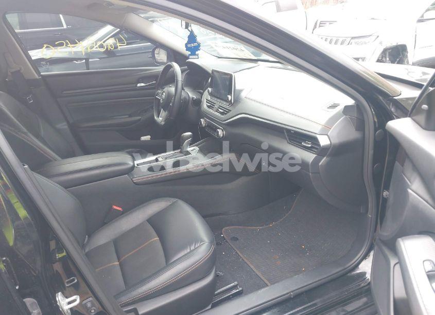 Photo 5 of 2021 Nissan Altima SR FWD (VIN 1N4BL4CV2MN368192)