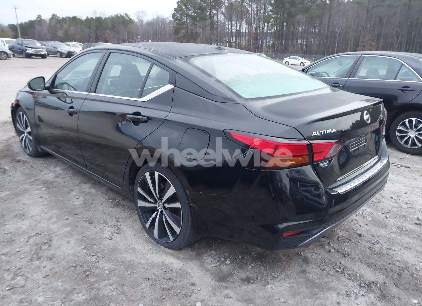 Photo 3 of 2021 Nissan Altima SR FWD (VIN 1N4BL4CV2MN419559)