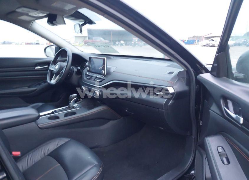 Photo 5 of 2021 Nissan Altima SR FWD (VIN 1N4BL4CV2MN419559)