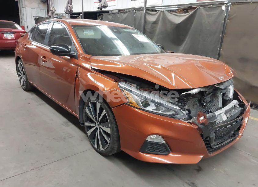 2022 Nissan Altima SR FWD (VIN 1N4BL4CV2NN336165) main photo