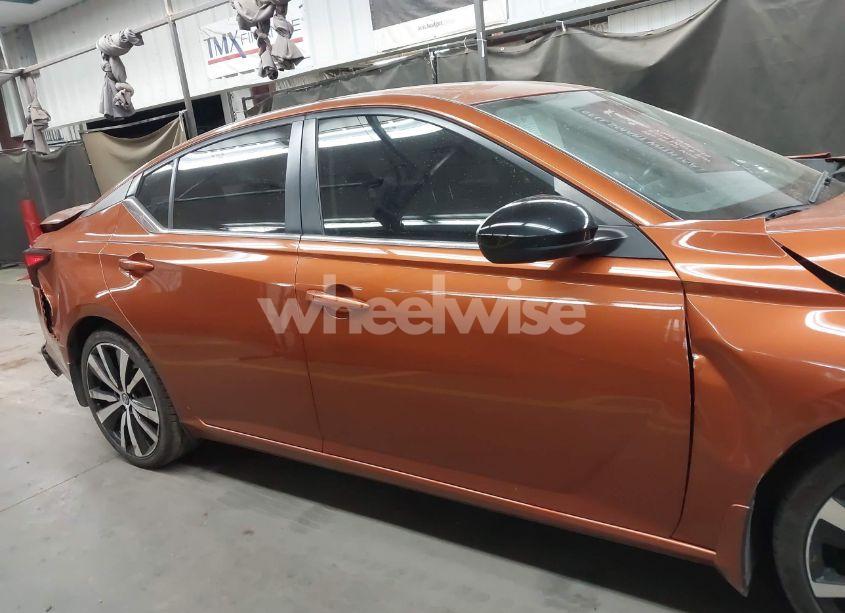 Photo 13 of 2022 Nissan Altima SR FWD (VIN 1N4BL4CV2NN336165)