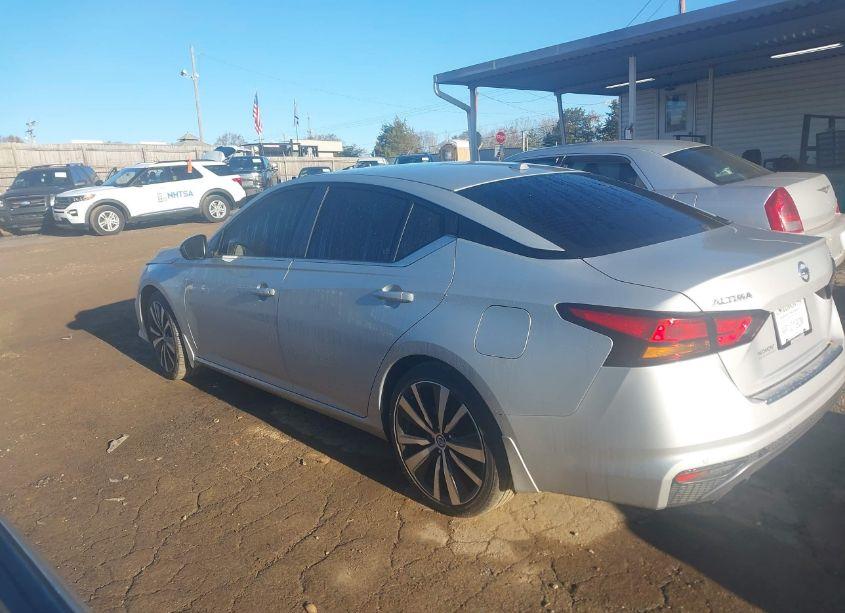 Photo 13 of 2022 Nissan Altima SR FWD (VIN 1N4BL4CV2NN343505)