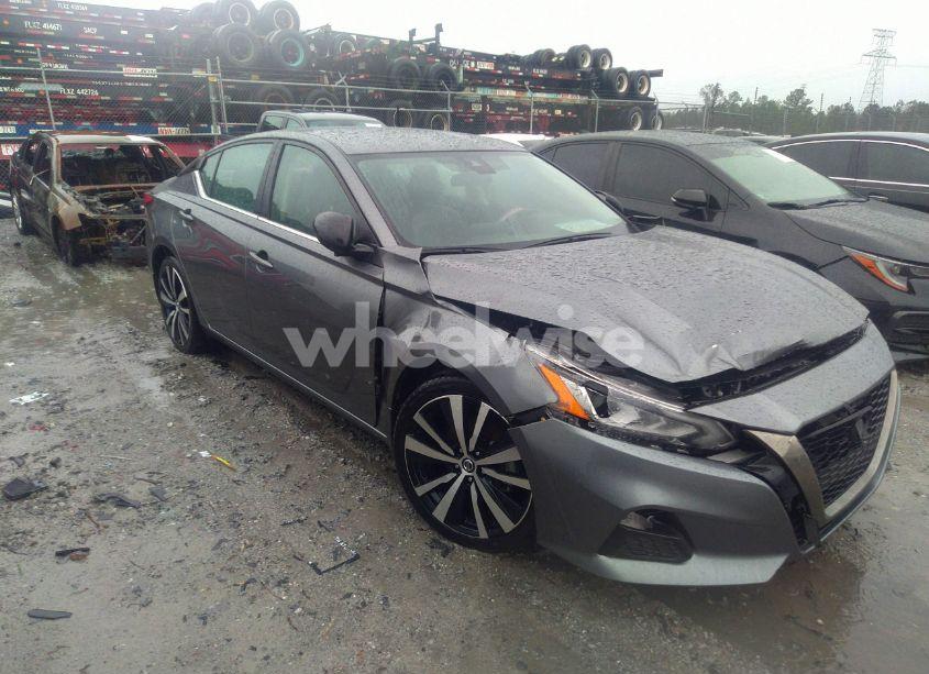 Photo 13 of 2022 Nissan Altima SR FWD (VIN 1N4BL4CV2NN349496)