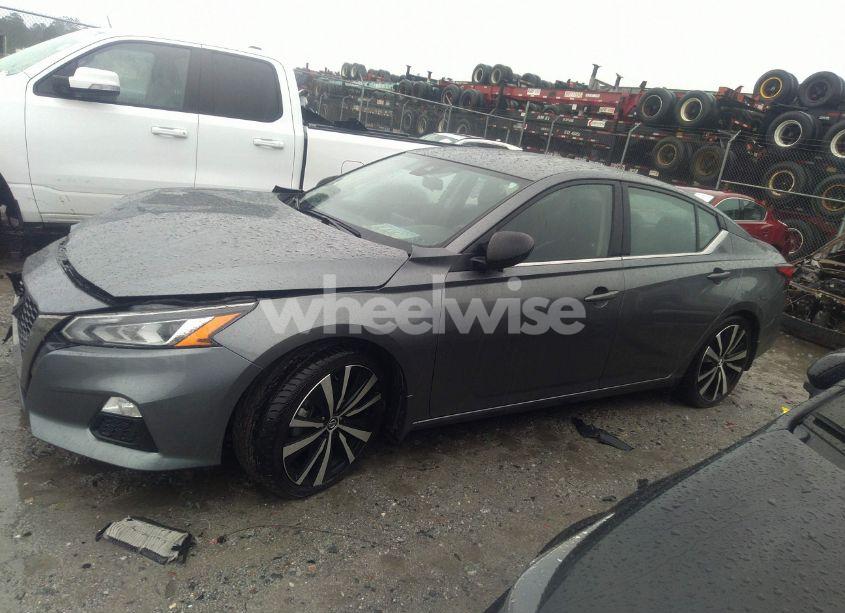 Photo 14 of 2022 Nissan Altima SR FWD (VIN 1N4BL4CV2NN349496)