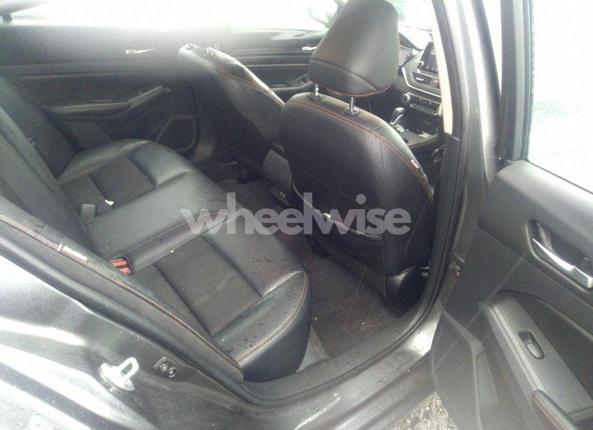 Photo 8 of 2022 Nissan Altima SR FWD (VIN 1N4BL4CV2NN349496)