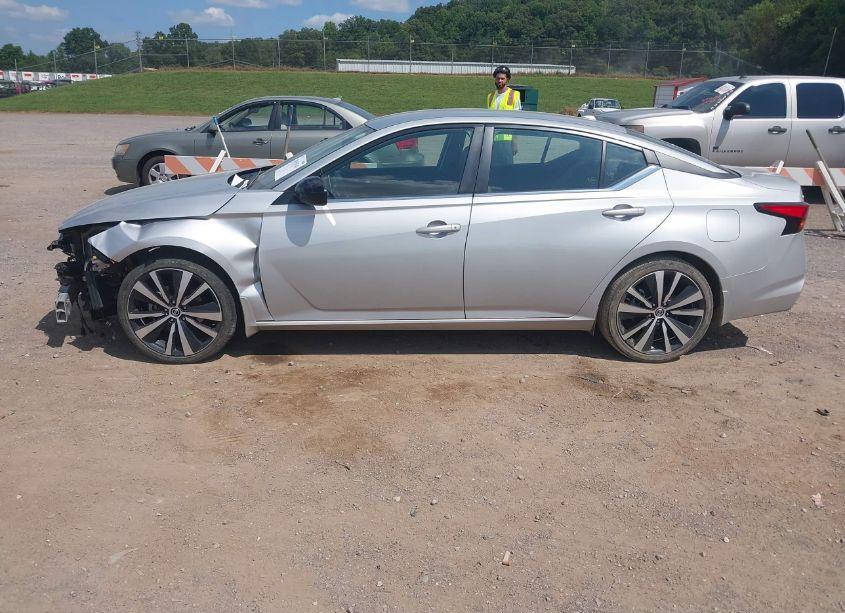 Photo 14 of 2022 Nissan Altima SR FWD (VIN 1N4BL4CV2NN420616)