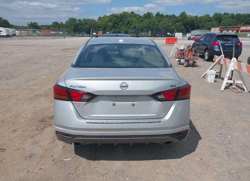 Photo 16 of 2022 Nissan Altima SR FWD (VIN 1N4BL4CV2NN420616)