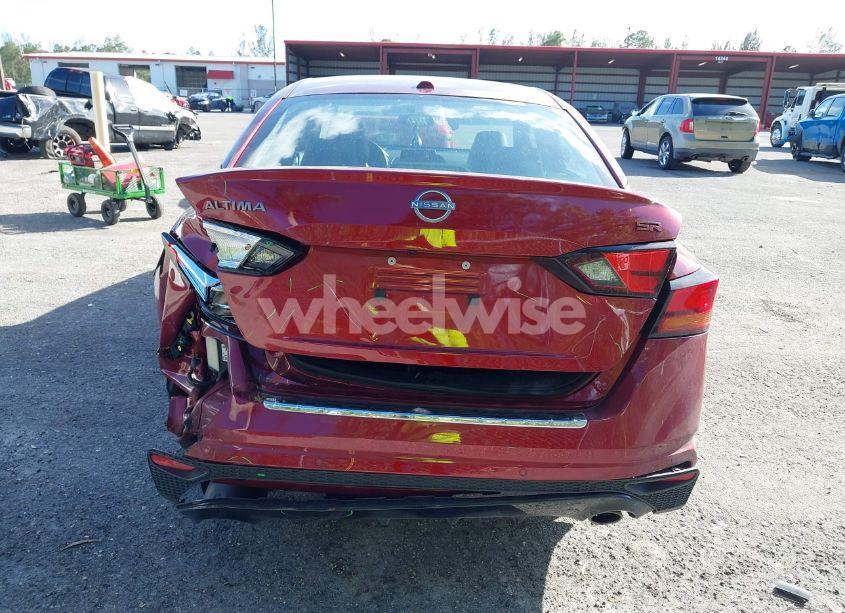 Photo 16 of 2023 Nissan Altima SR FWD (VIN 1N4BL4CV2PN423096)