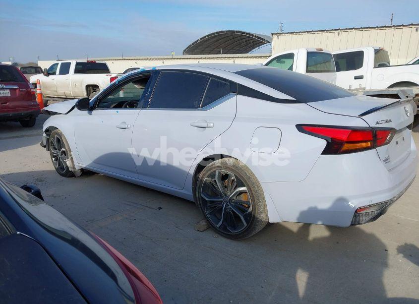 Photo 14 of 2024 Nissan Altima SR FWD (VIN 1N4BL4CV2RN305066)