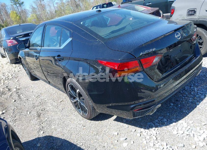 Photo 3 of 2024 Nissan Altima SR FWD (VIN 1N4BL4CV2RN386201)