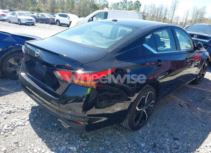 Photo 4 of 2024 Nissan Altima SR FWD (VIN 1N4BL4CV2RN386201)