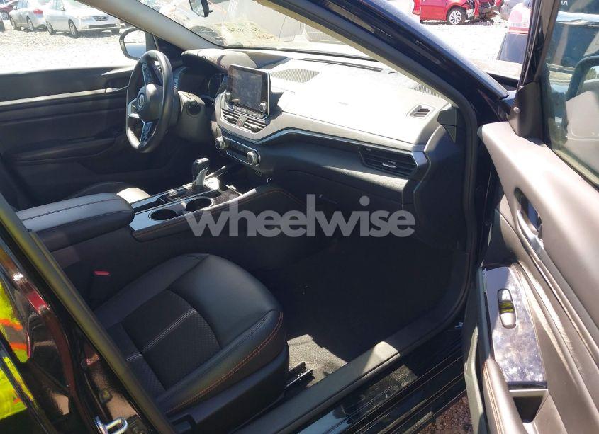 Photo 5 of 2024 Nissan Altima SR FWD (VIN 1N4BL4CV2RN386201)