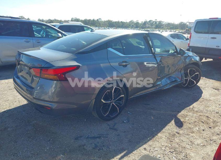 Photo 4 of 2025 Nissan Altima SR FWD (VIN 1N4BL4CV2SN341474)