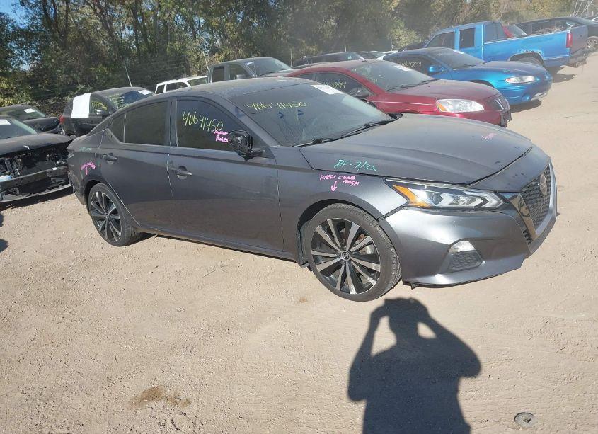 2019 Nissan Altima 2.5 SR (VIN 1N4BL4CV3KC100597) main photo