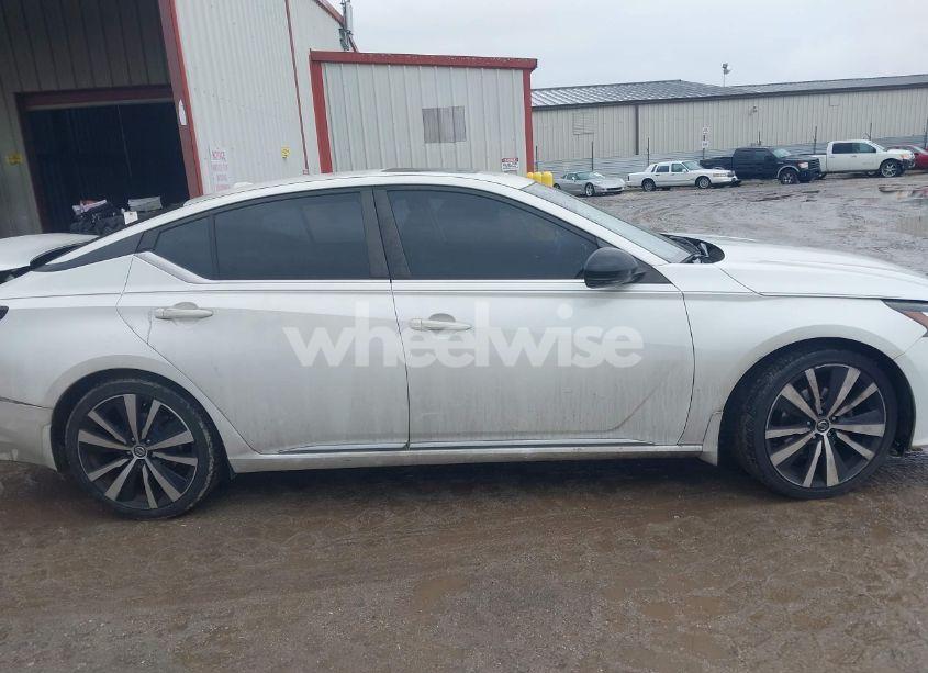 Photo 13 of 2019 Nissan Altima 2.5 SR (VIN 1N4BL4CV3KC142302)