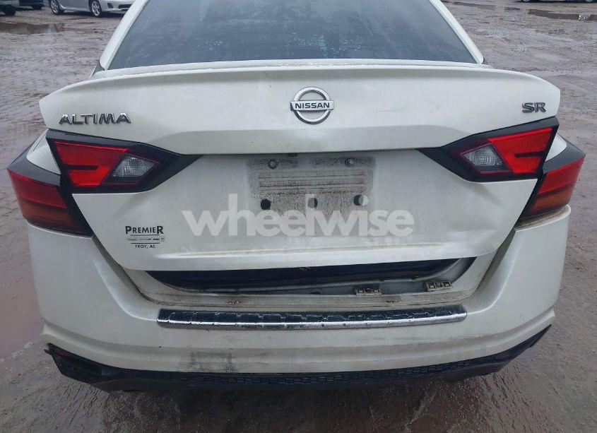 Photo 6 of 2019 Nissan Altima 2.5 SR (VIN 1N4BL4CV3KC142302)