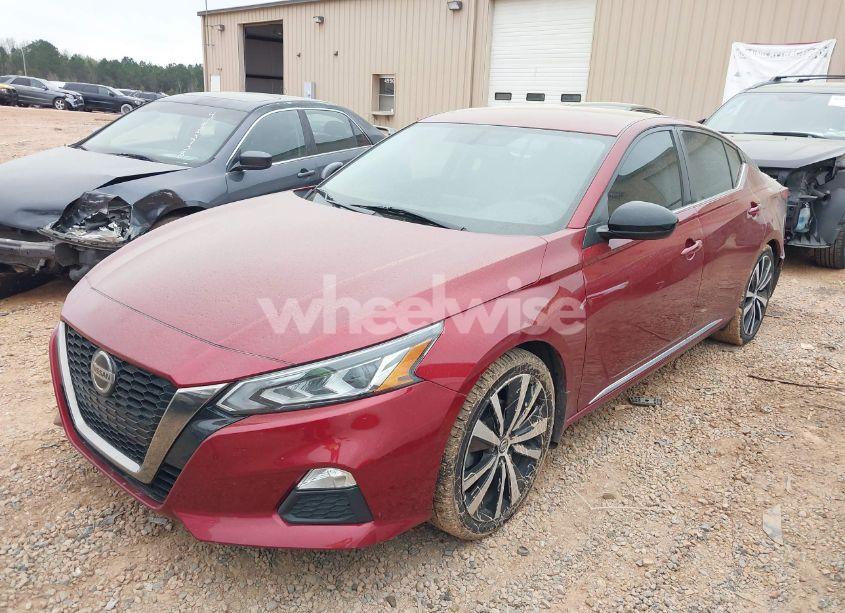 Photo 2 of 2019 Nissan Altima 2.5 SR (VIN 1N4BL4CV3KC190978)