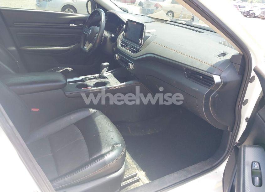 Photo 5 of 2019 Nissan Altima 2.5 SR (VIN 1N4BL4CV3KC192097)