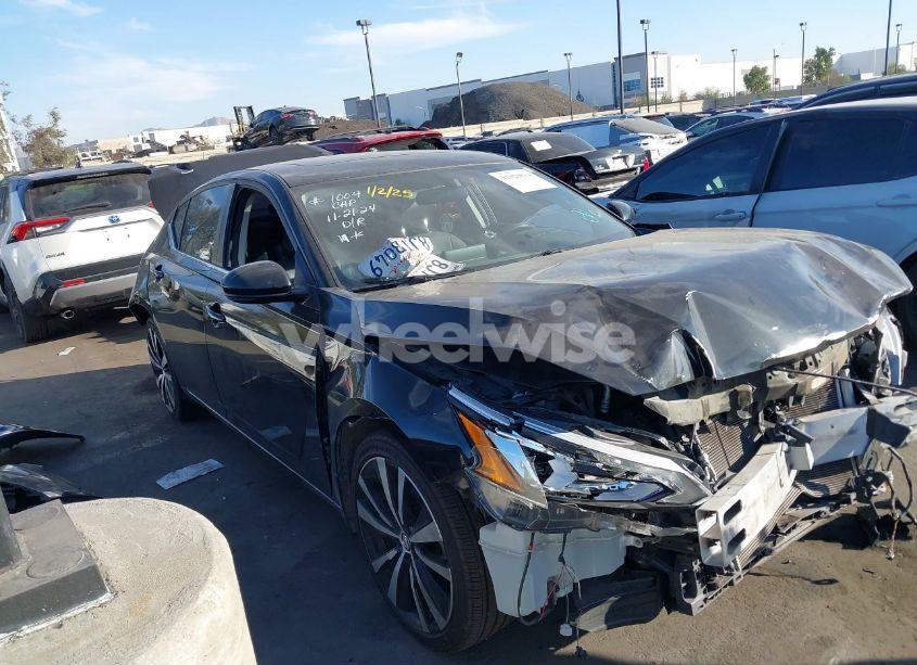 Photo 13 of 2019 Nissan Altima 2.5 SR (VIN 1N4BL4CV3KN319919)