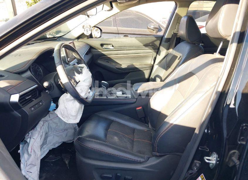 Photo 5 of 2019 Nissan Altima 2.5 SR (VIN 1N4BL4CV3KN319919)