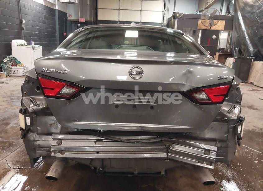 Photo 6 of 2020 Nissan Altima SR FWD (VIN 1N4BL4CV3LC143225)