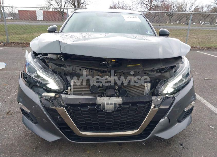 Photo 6 of 2020 Nissan Altima SR FWD (VIN 1N4BL4CV3LC156766)