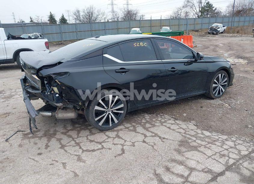 Photo 4 of 2020 Nissan Altima SR FWD (VIN 1N4BL4CV3LC166343)