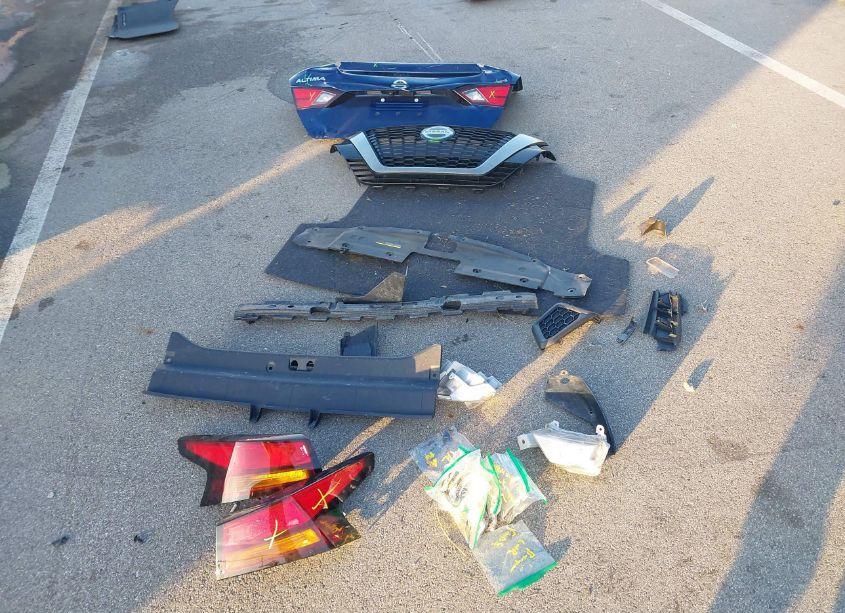 Photo 12 of 2020 Nissan Altima SR FWD (VIN 1N4BL4CV3LC279712)