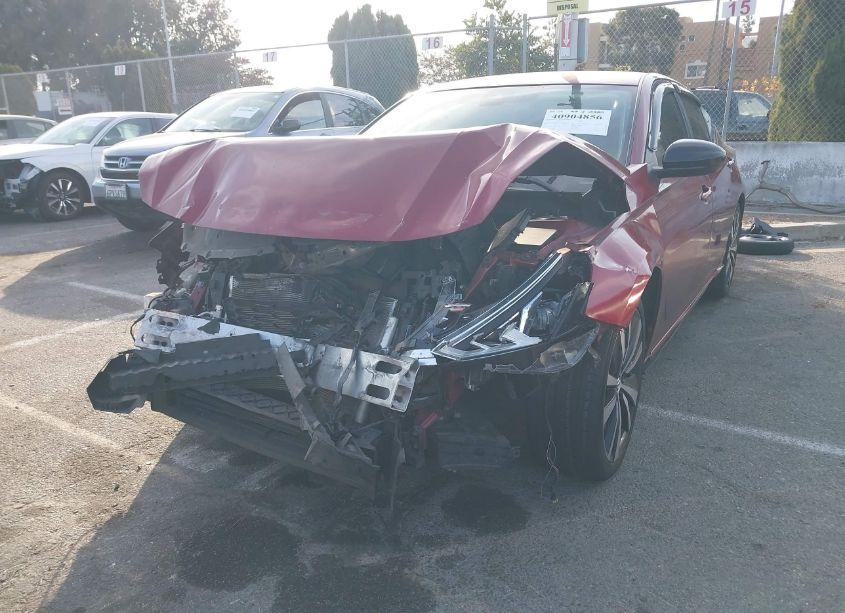 Photo 2 of 2021 Nissan Altima SR FWD (VIN 1N4BL4CV3MN361560)