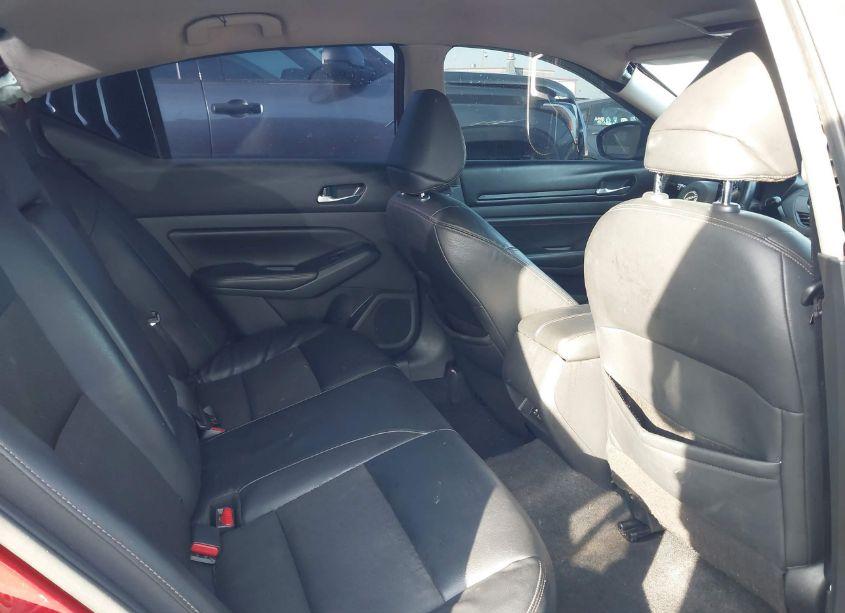 Photo 8 of 2021 Nissan Altima SR FWD (VIN 1N4BL4CV3MN361560)