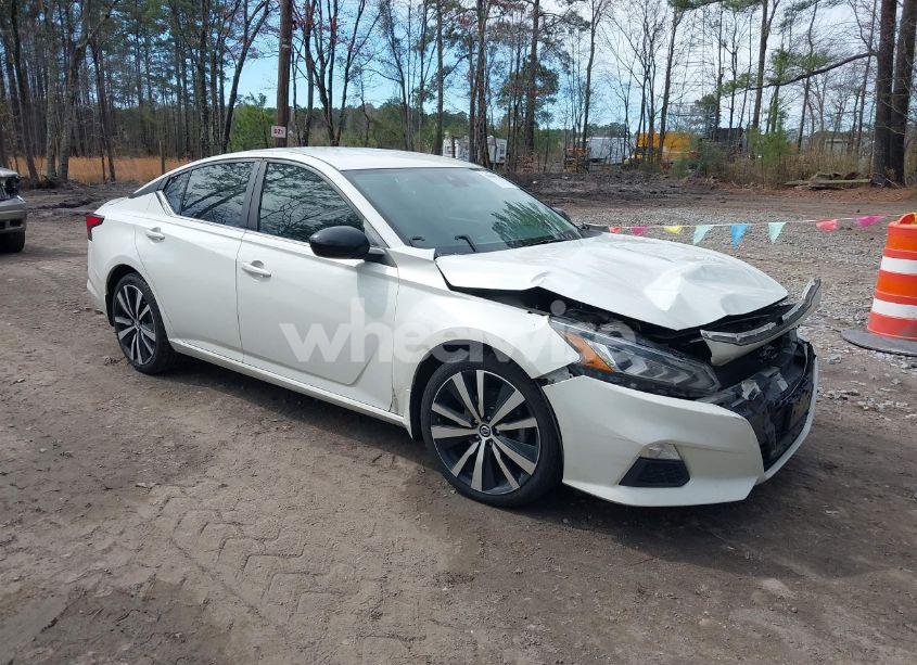 2021 Nissan Altima SR FWD (VIN 1N4BL4CV3MN375331) main photo