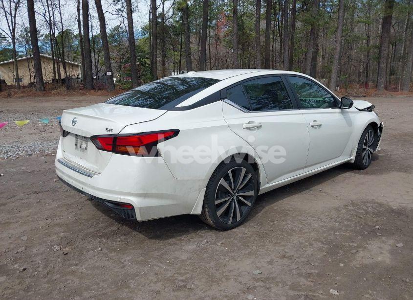 Photo 4 of 2021 Nissan Altima SR FWD (VIN 1N4BL4CV3MN375331)