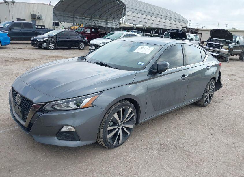 Photo 2 of 2021 Nissan Altima SR FWD (VIN 1N4BL4CV3MN388225)