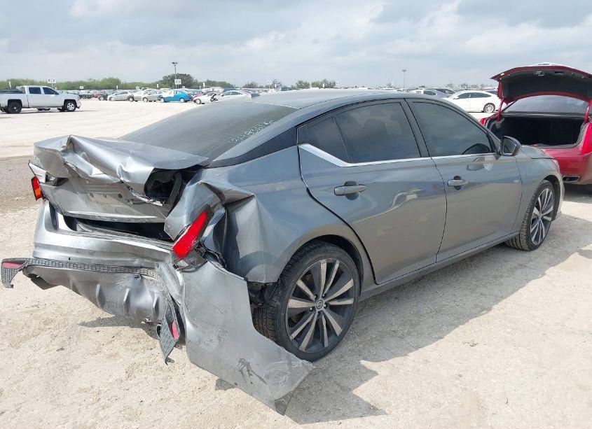 Photo 4 of 2021 Nissan Altima SR FWD (VIN 1N4BL4CV3MN388225)