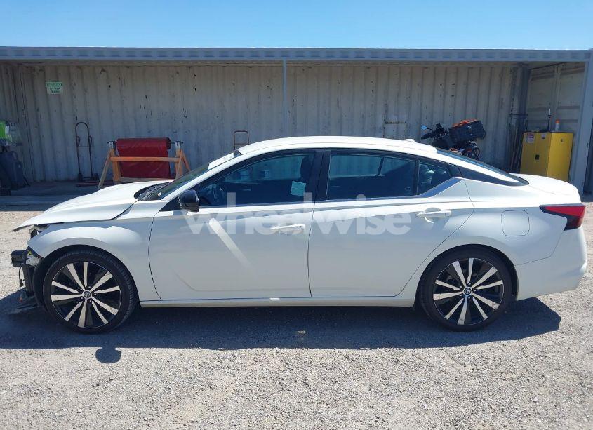 Photo 15 of 2021 Nissan Altima SR FWD (VIN 1N4BL4CV3MN391965)