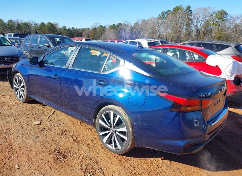 Photo 3 of 2022 Nissan Altima SR FWD (VIN 1N4BL4CV3NN378862)