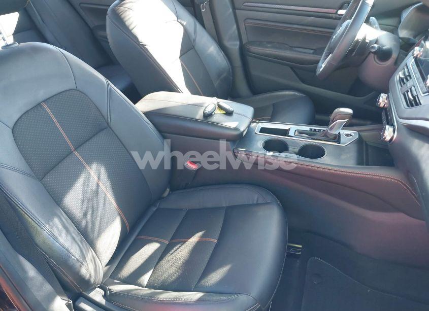 Photo 5 of 2022 Nissan Altima SR FWD (VIN 1N4BL4CV3NN378862)