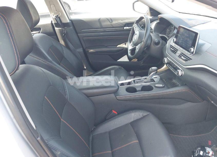 Photo 5 of 2022 Nissan Altima SR FWD (VIN 1N4BL4CV3NN408023)