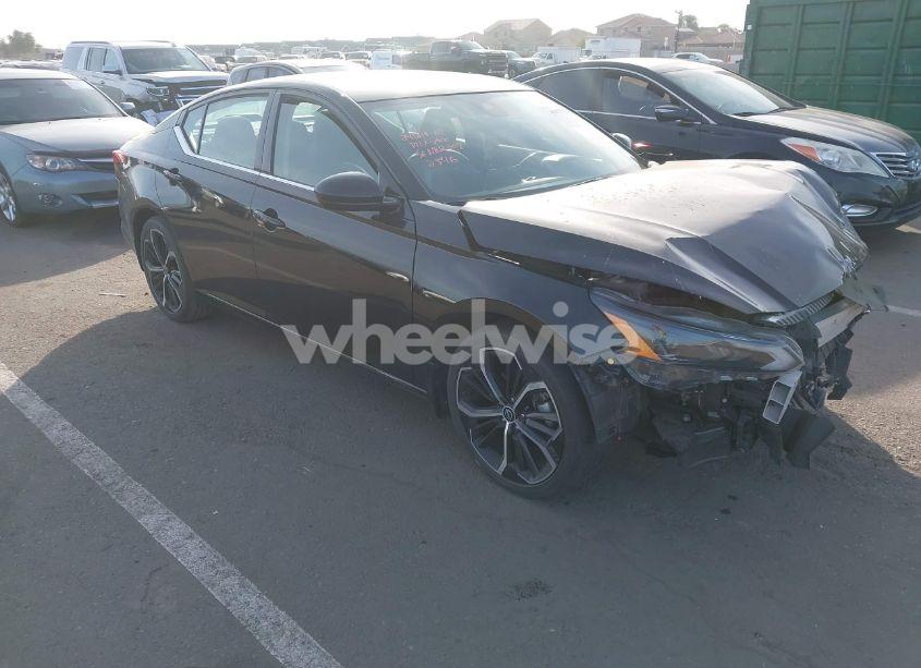2023 Nissan Altima SR FWD (VIN 1N4BL4CV3PN312346) main photo