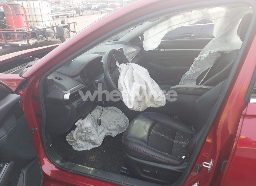 Photo 5 of 2023 Nissan Altima SR FWD (VIN 1N4BL4CV3PN386771)