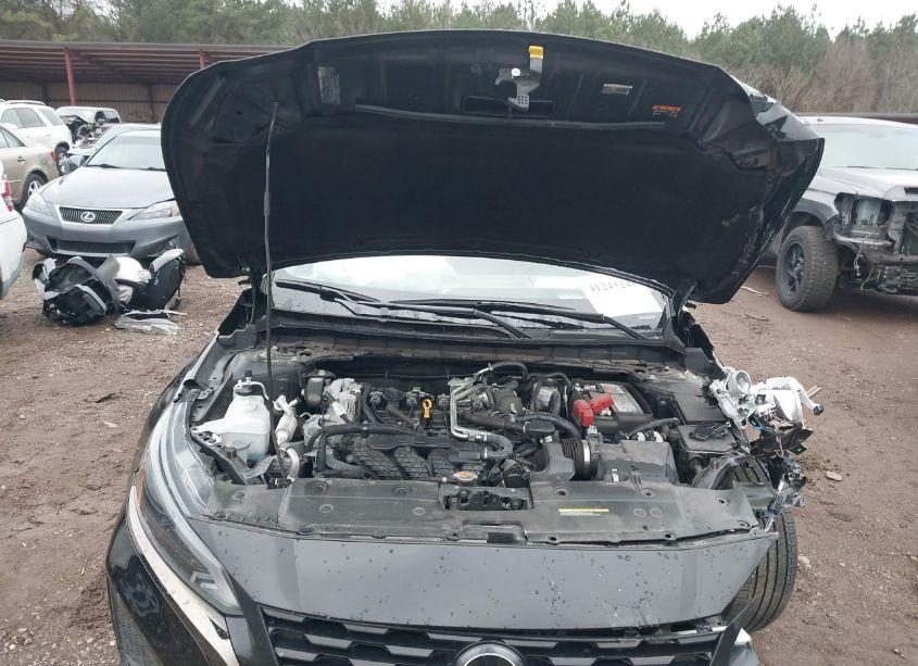 Photo 10 of 2023 Nissan Altima SR FWD (VIN 1N4BL4CV3PN393543)