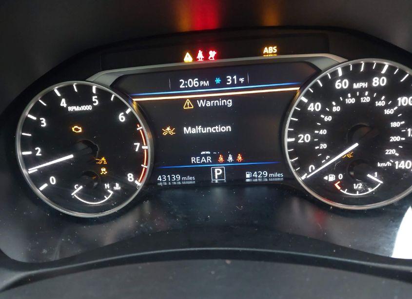 Photo 7 of 2023 Nissan Altima SR FWD (VIN 1N4BL4CV3PN393543)