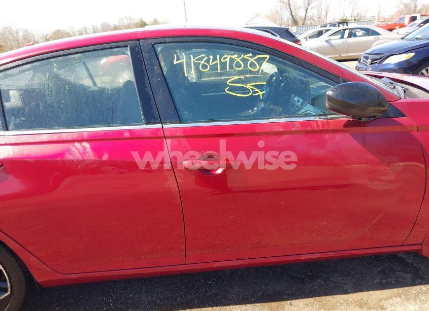 Photo 12 of 2023 Nissan Altima SR FWD (VIN 1N4BL4CV3PN410423)