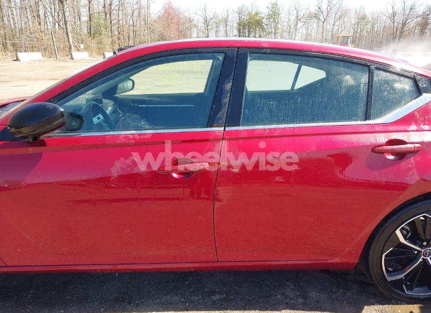 Photo 13 of 2023 Nissan Altima SR FWD (VIN 1N4BL4CV3PN410423)