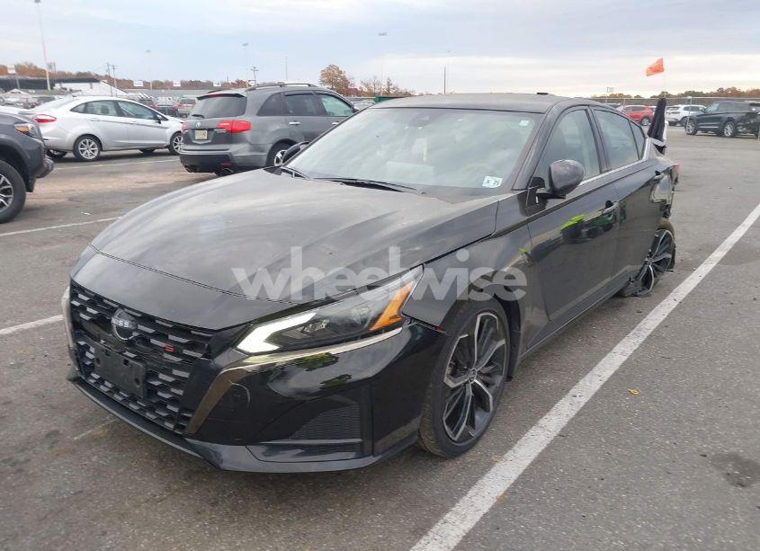 Photo 17 of 2023 Nissan Altima SR FWD (VIN 1N4BL4CV3PN424015)