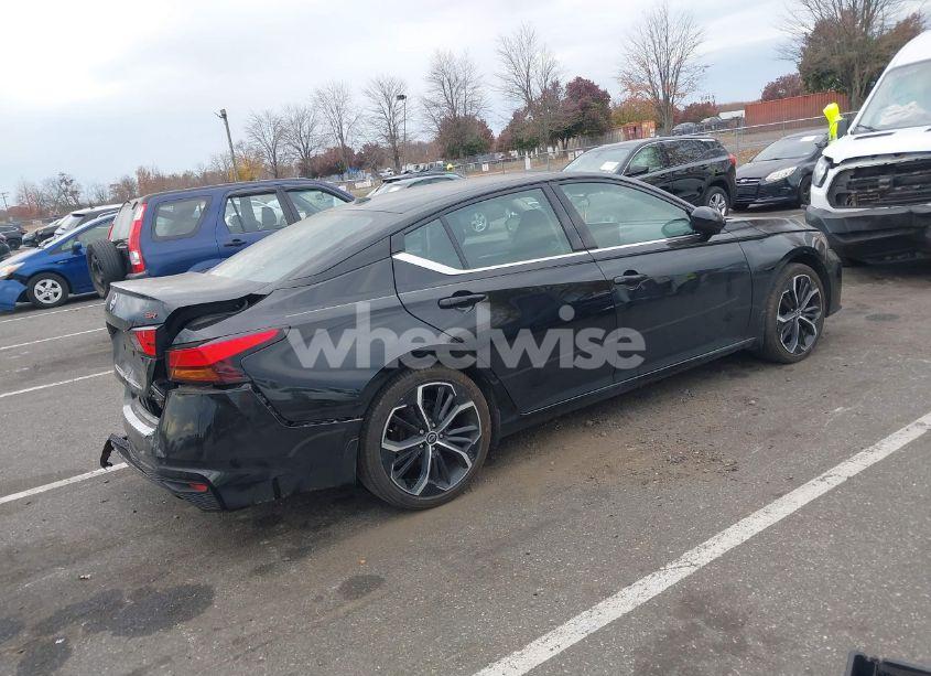 Photo 4 of 2023 Nissan Altima SR FWD (VIN 1N4BL4CV3PN424015)