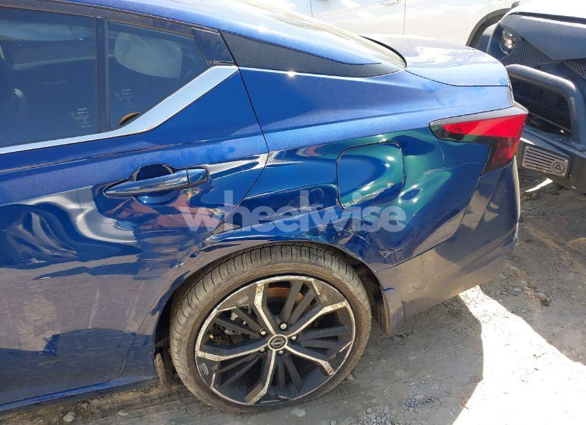 Photo 6 of 2024 Nissan Altima SR FWD (VIN 1N4BL4CV3RN314858)