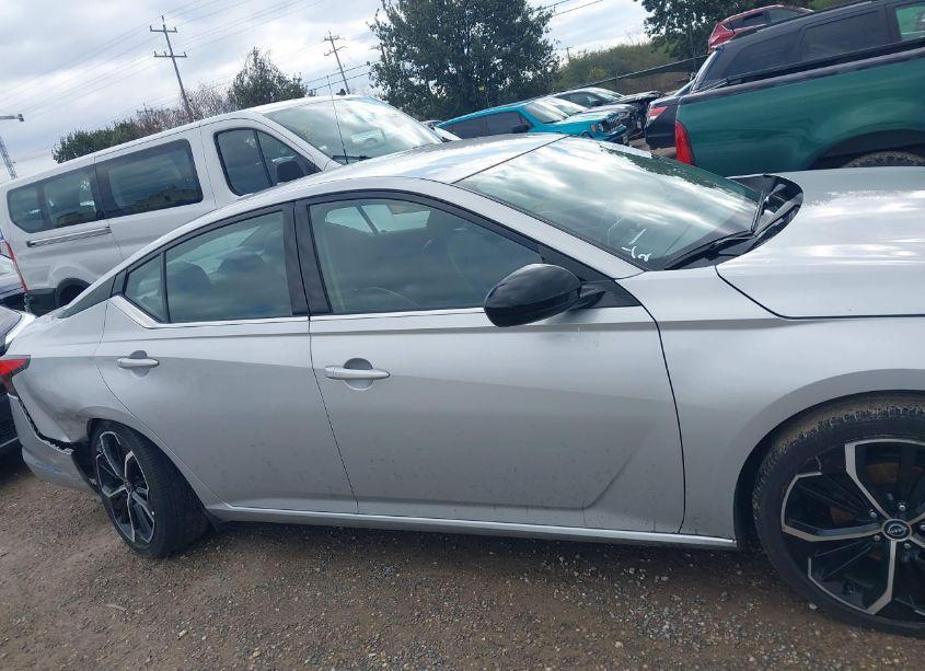 Photo 13 of 2024 Nissan Altima (VIN 1N4BL4CV3RN335094)