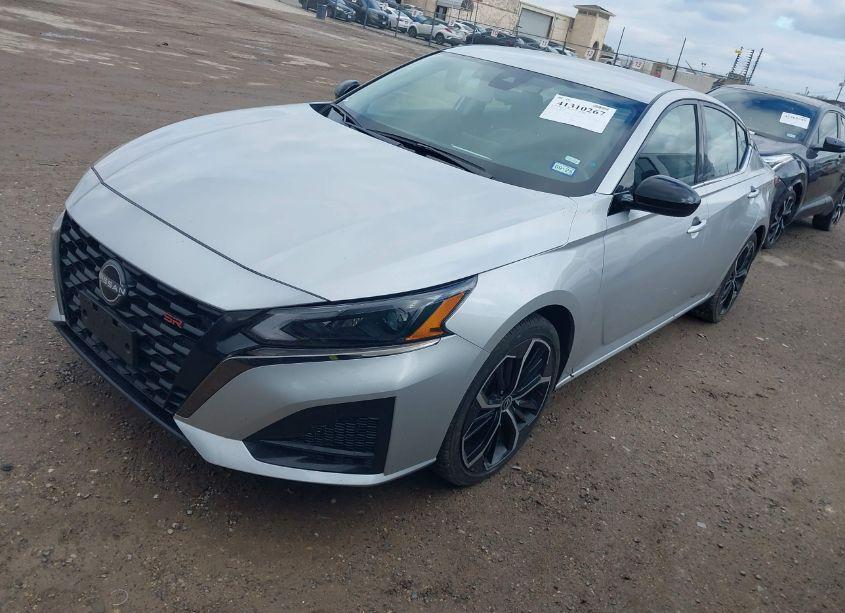 Photo 2 of 2024 Nissan Altima (VIN 1N4BL4CV3RN335094)