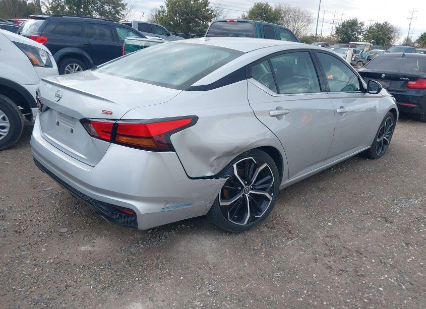 Photo 4 of 2024 Nissan Altima (VIN 1N4BL4CV3RN335094)